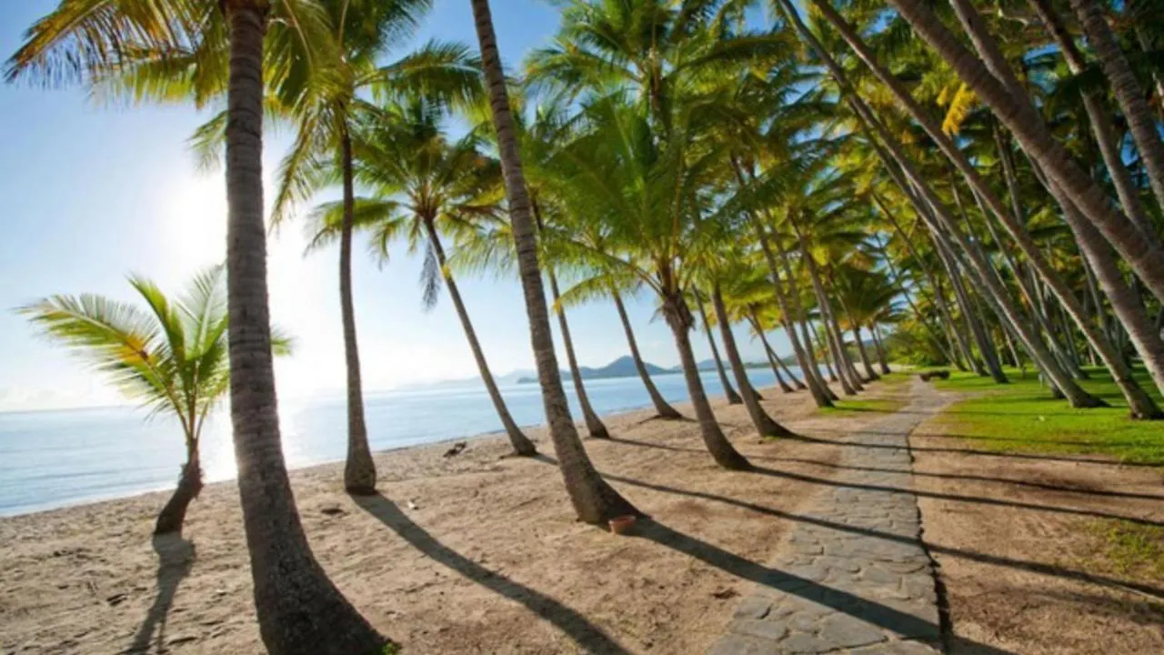 Holiday home Castaways - Palm Cove Villa